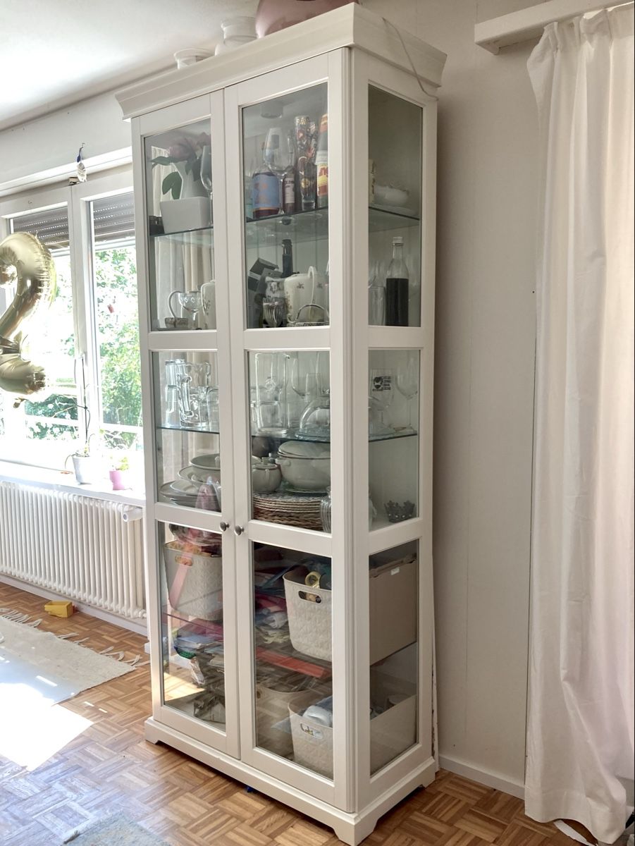 Ikea Vitrines: Vitrine IKEA weiss – D'occasion à Gränichen par BrunnerS 1