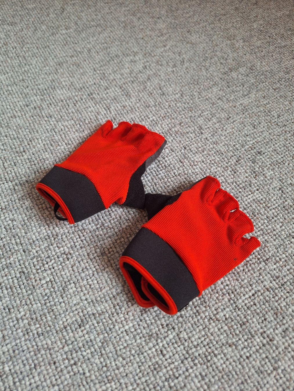 Gants: Fahrrad-Handschuhe Kinder – Neuf (Voir description) à Tamins par VW99