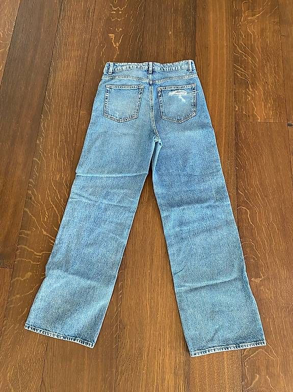 Jeans: Jeans mit Rissen - Gr. 38 – Usato da Oberlunkhofen venduto da cfe_k6ws 1