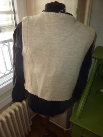 gilet sans manches  M marque DEVERNOIS 100% laine femme