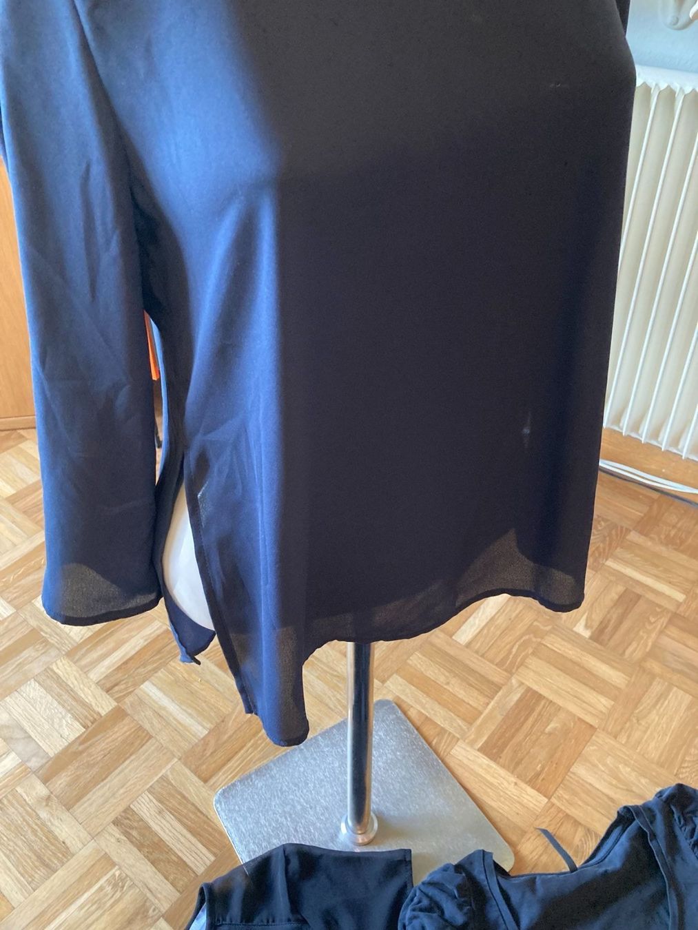 Lots de vêtements: Kleiderpaket – D'occasion à Balsthal par dasesaro 1