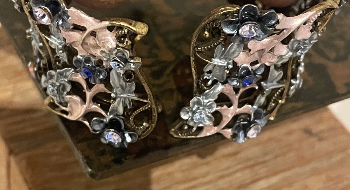 Bracciali & Braccialetti: Vintage Armband Blümchen-Design mit Strasssteinen – Usato da Volketswil venduto da rubin74 4