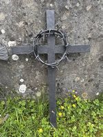 Kreuz aus Stahl