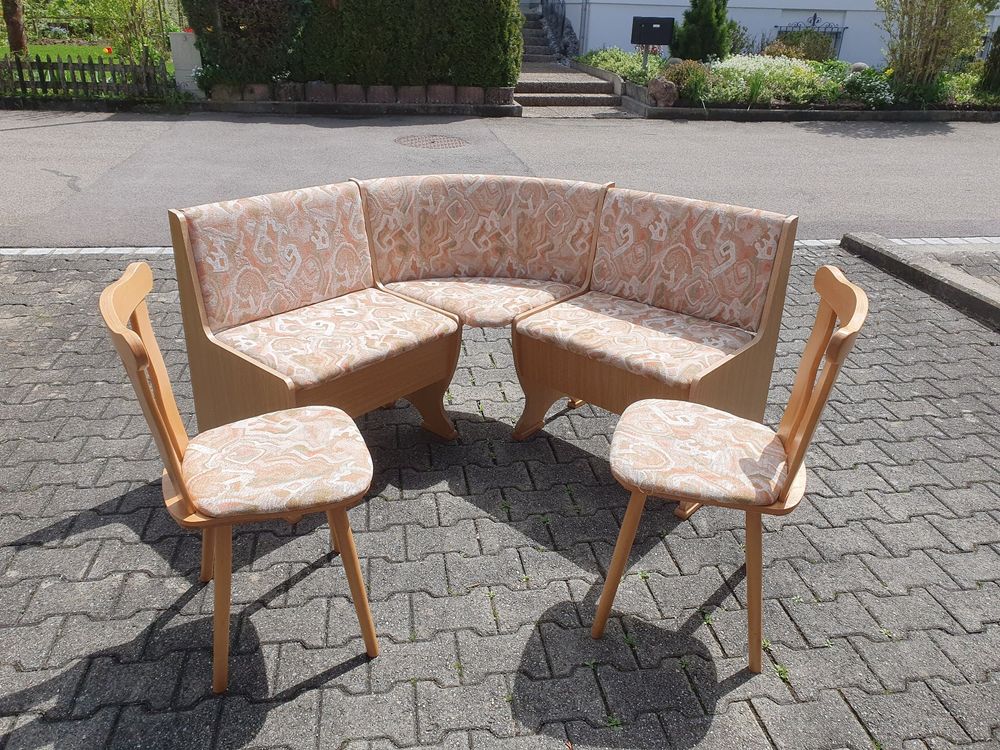 Kleiner Eckbank mit 2 Stühlen, ideal für Gartenhaus! Kaufen auf Ricardo