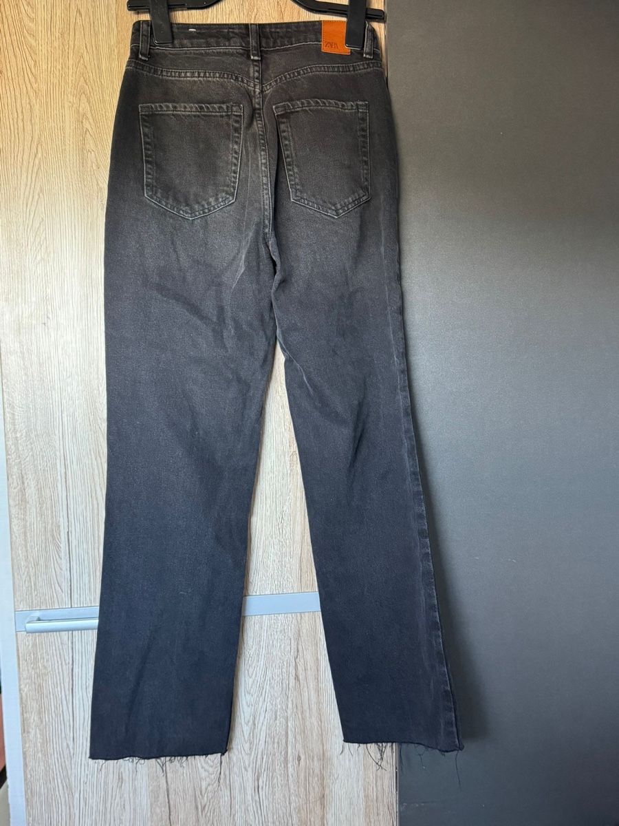 Zara Jeans: straight Jeans Zara – Neuf (Voir description) à Oftringen par mar_7f8c 1