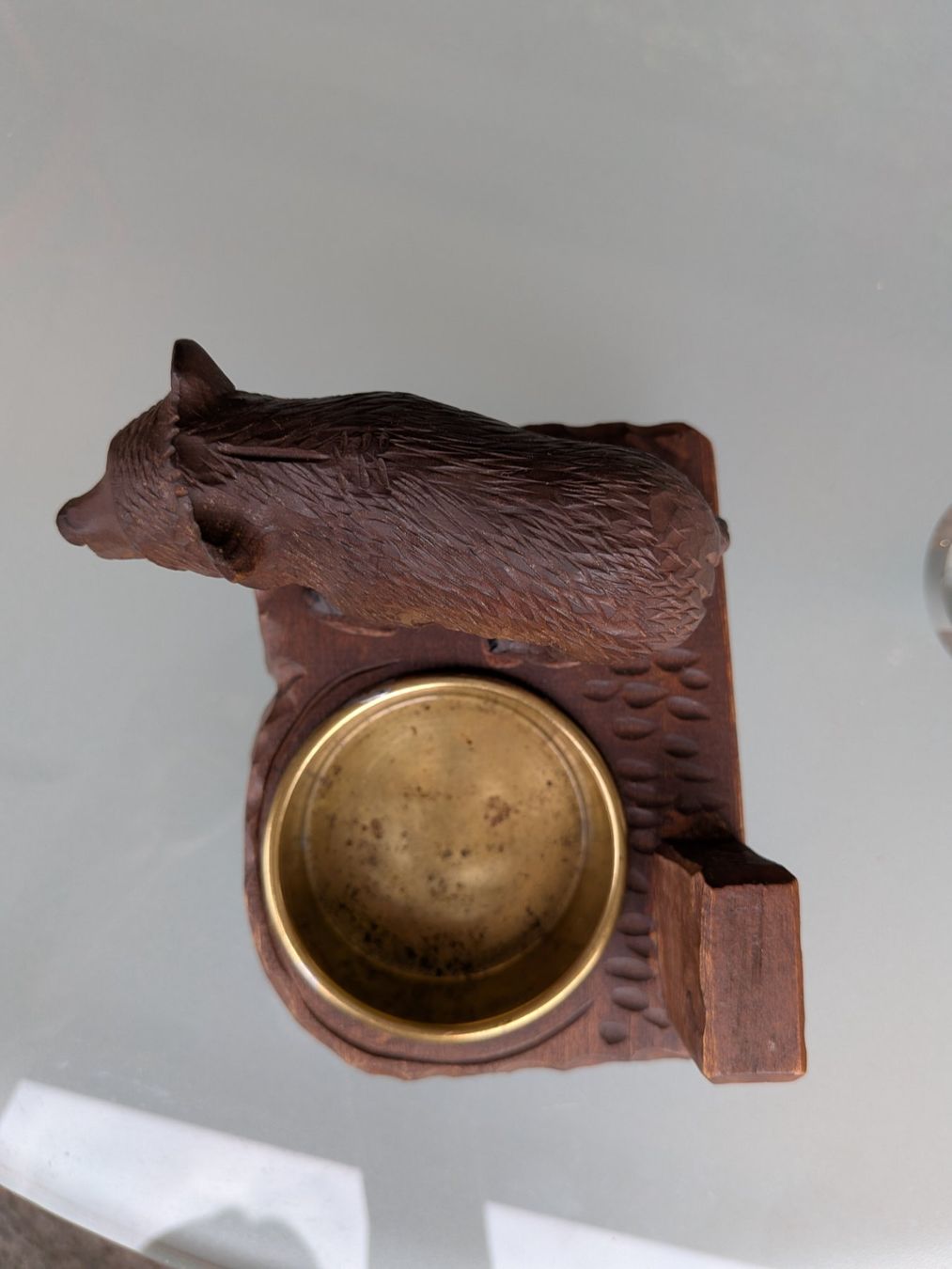 Skulpturen & Statuen: Brienzer Bär mit Aschenbecher – Gebraucht aus Emmen von Brockofsky 3