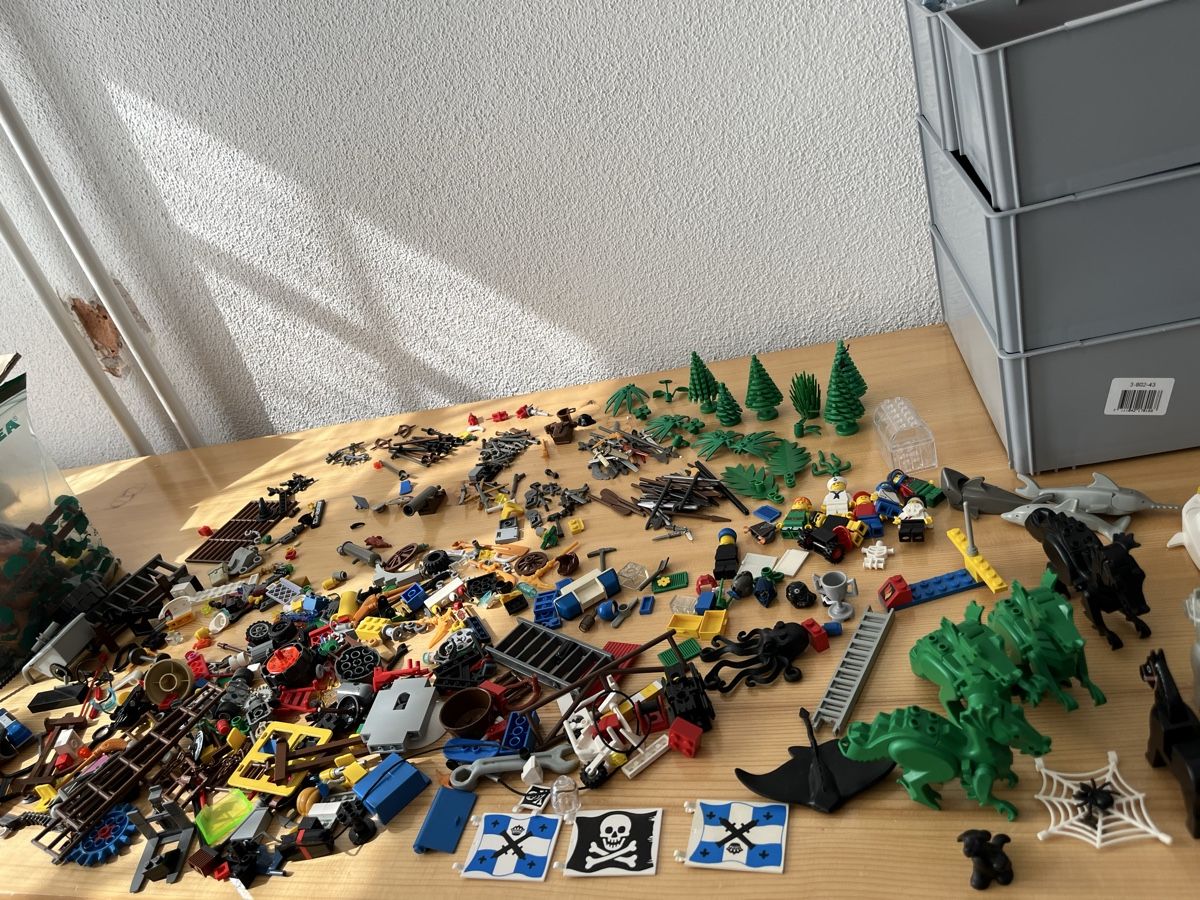 Lego Jouets: Lego und Duplo – D'occasion à Frauenfeld par adj04
