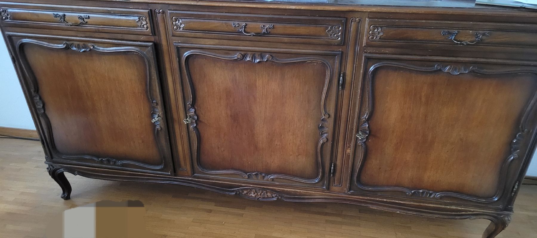 Credenze: buffet en bois style louis XV – Usato da Renens VD venduto da Minipri 2