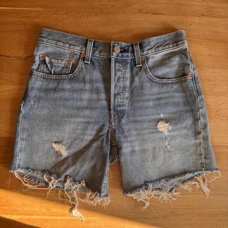 Levis Jeans shorts Gr. 26 neu
