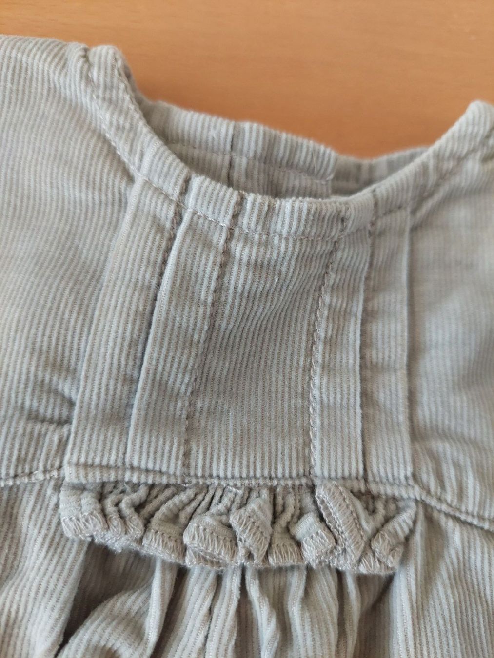 Next Vestiti & Gonne: Next Baby Kordelsamtkleid Gr. 56 – Usato da Muri b. Bern venduto da rol_xtf8 1