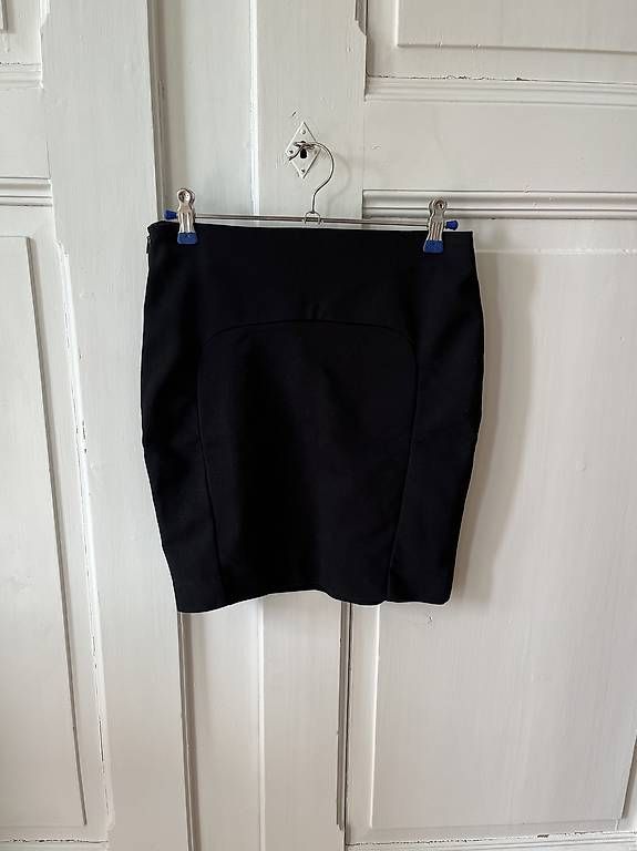 Gonne: Schwarzer Jupe Pull&Bear Gr. S – Usato da Bern venduto da tan_2rrh