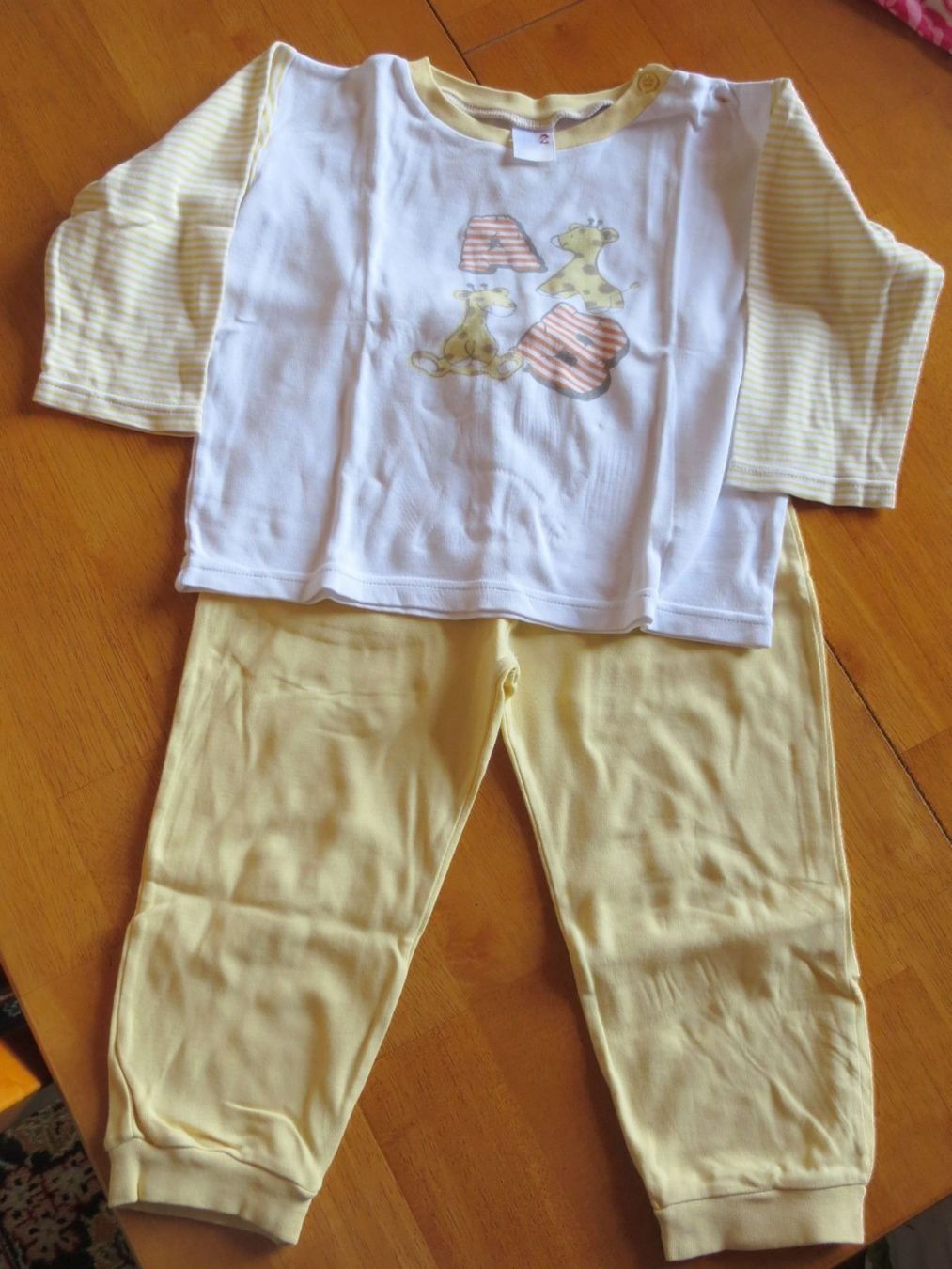 Pigiama & Simili: 2 pyjamas 92 – Usato da Athenaz (Avusy) venduto da Kurtzuegg 3