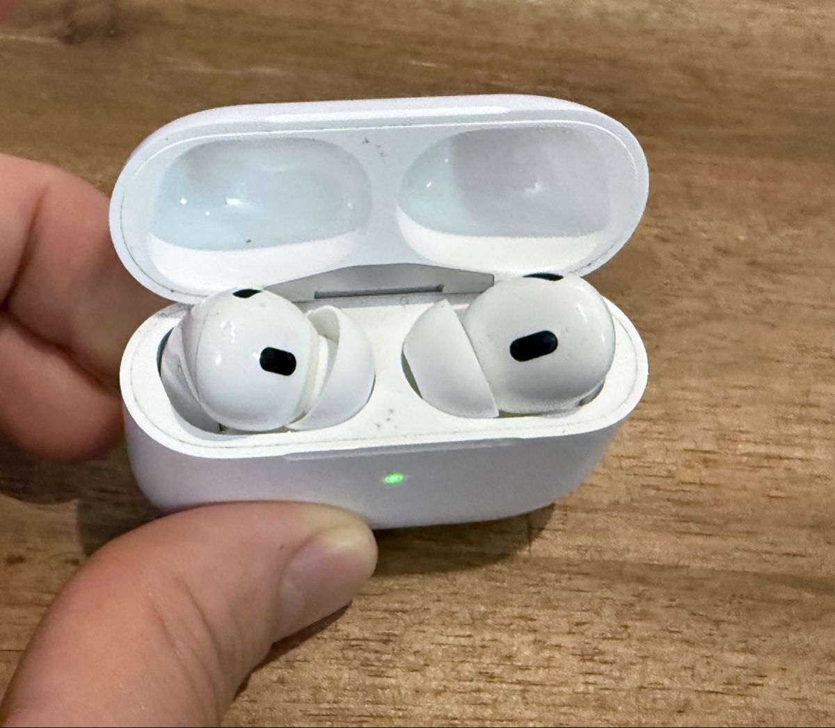 Apple Casques audio: AirPods pro 2 usbc – D'occasion à Effretikon par master1873 1