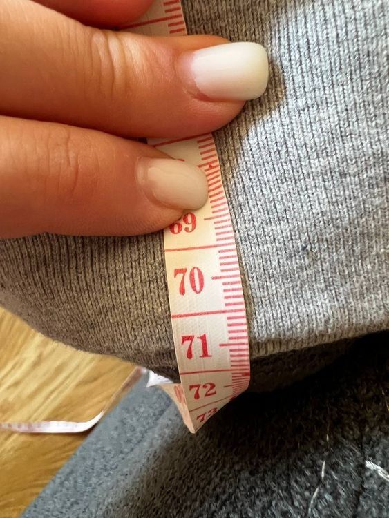Levi's Maglioni & Felpe: Levi's Standard Pulli Grau, Grösse S - – Nuovo (secondo la descrizione) da Riehen venduto da edu_92w7 4