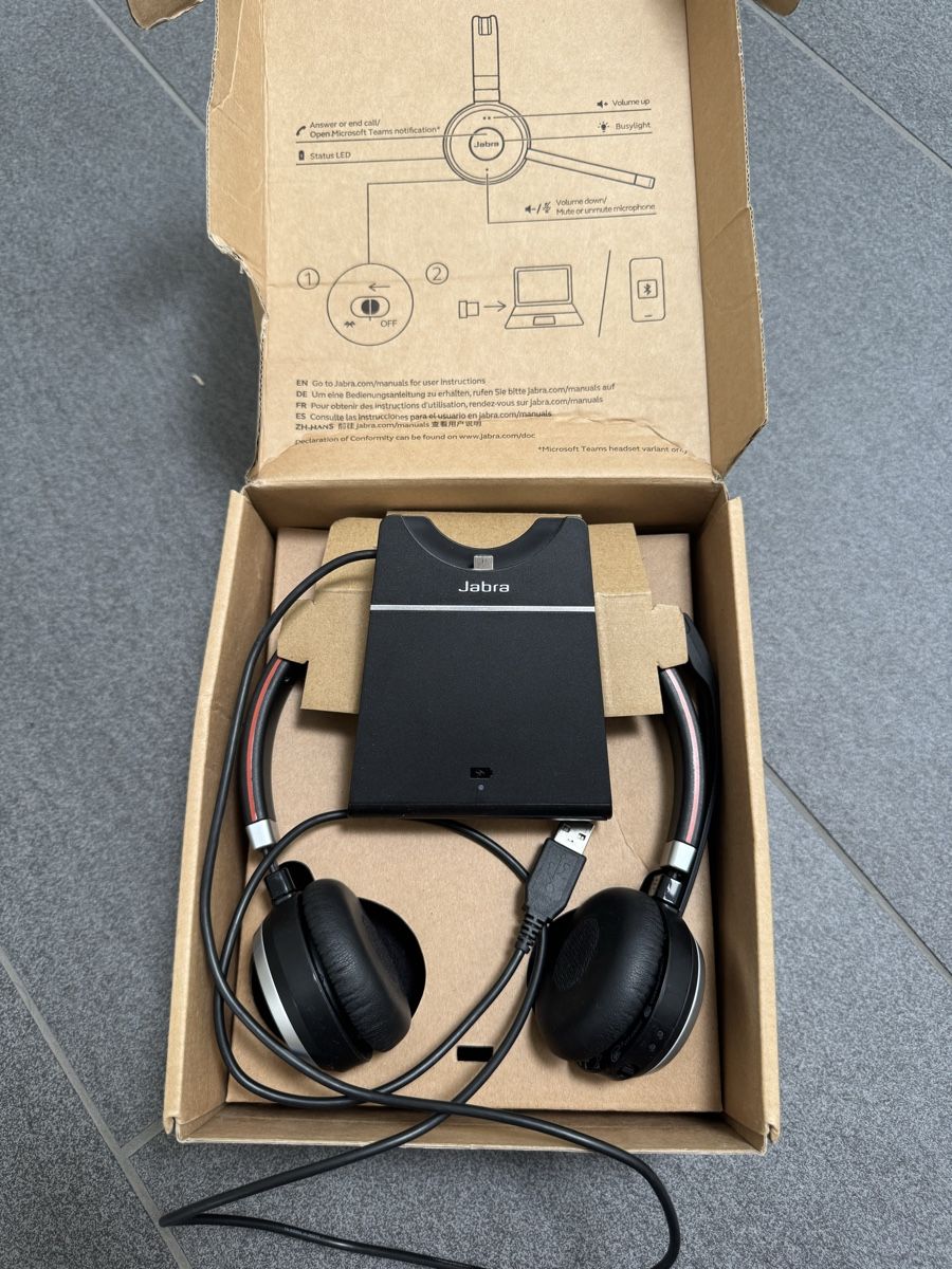 Jabra Cuffie: Jabra Evolve 65 SE UC Stereo Headset mit Link380A Stand – Nuovo (secondo la descrizione) da Winterthur venduto da Sjull