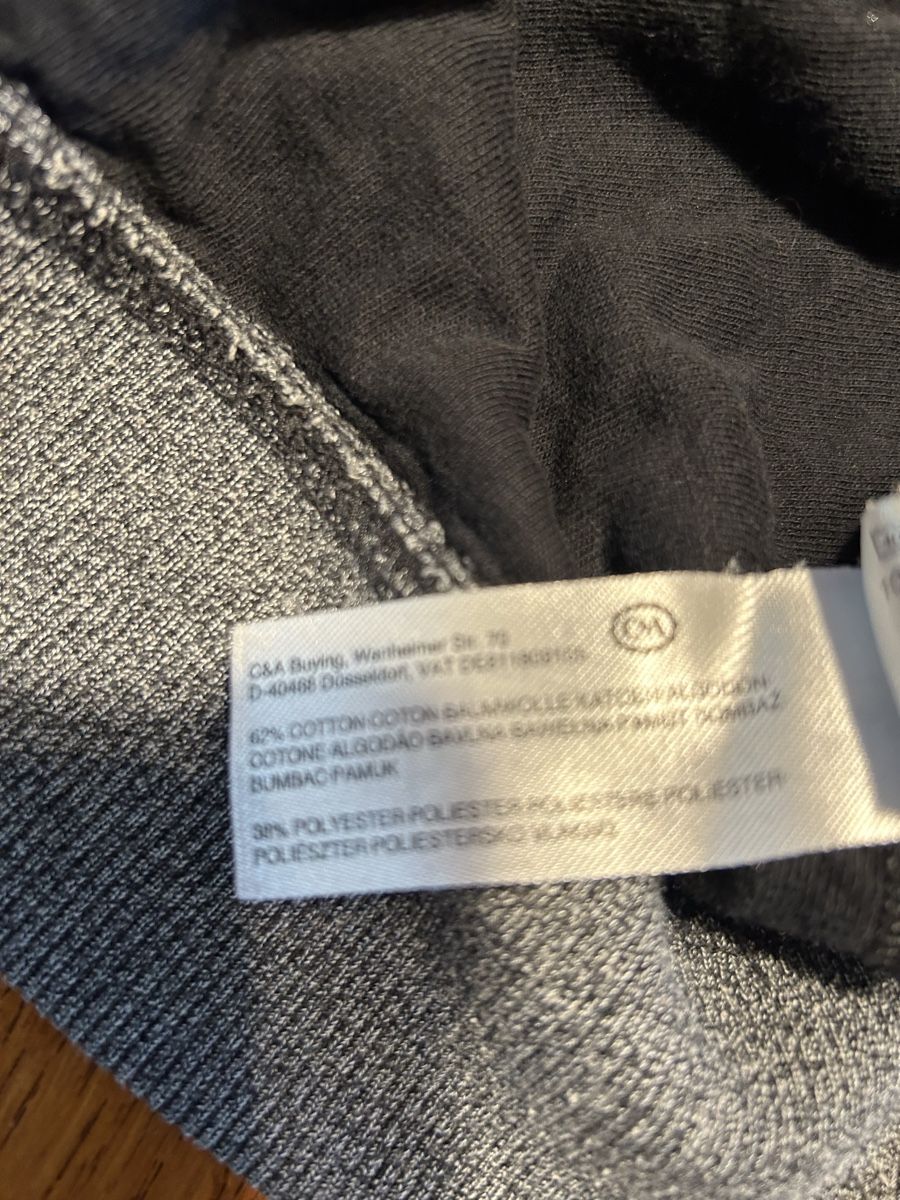 Pulls et sweat-shirts: Pull garçon – D'occasion à Montsevelier par Batson 1