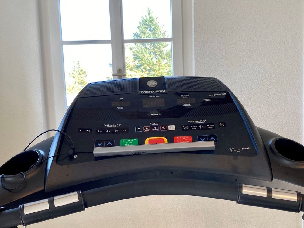 Horizon adventure cl treadmill hot sale