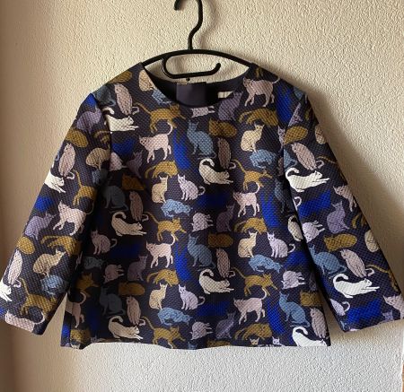 Bluse mit Katzen