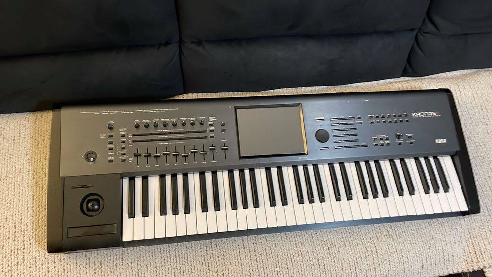 Korg Kronos X | Kaufen auf Ricardo
