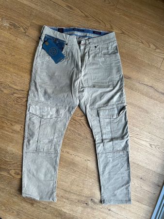 Hose Salsa //NEU// 31/30
