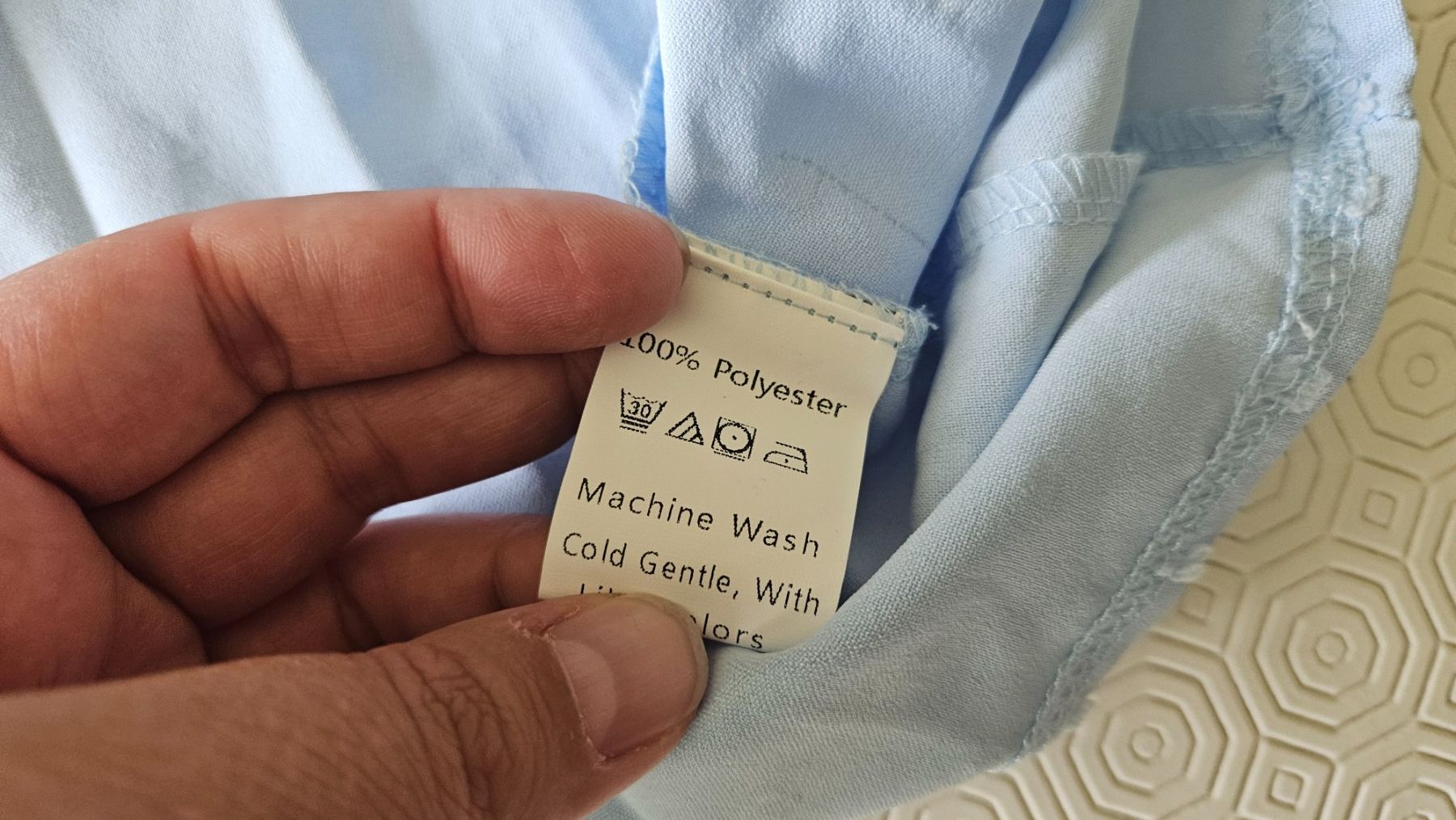 Camicette: Blusa azzurra poliestere tg.L – Usato da Melano venduto da H-Sara 3