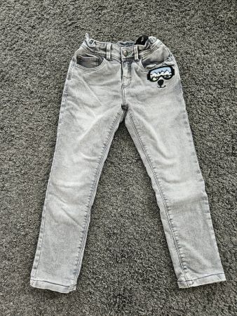 Jeanshose gefüttert von C&A, Grösse 122