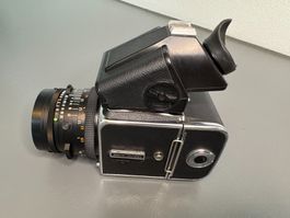 Hasselblad 500C/M, Prismensucher, Polaroid, Filmrückteil