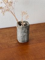 Vase en béton