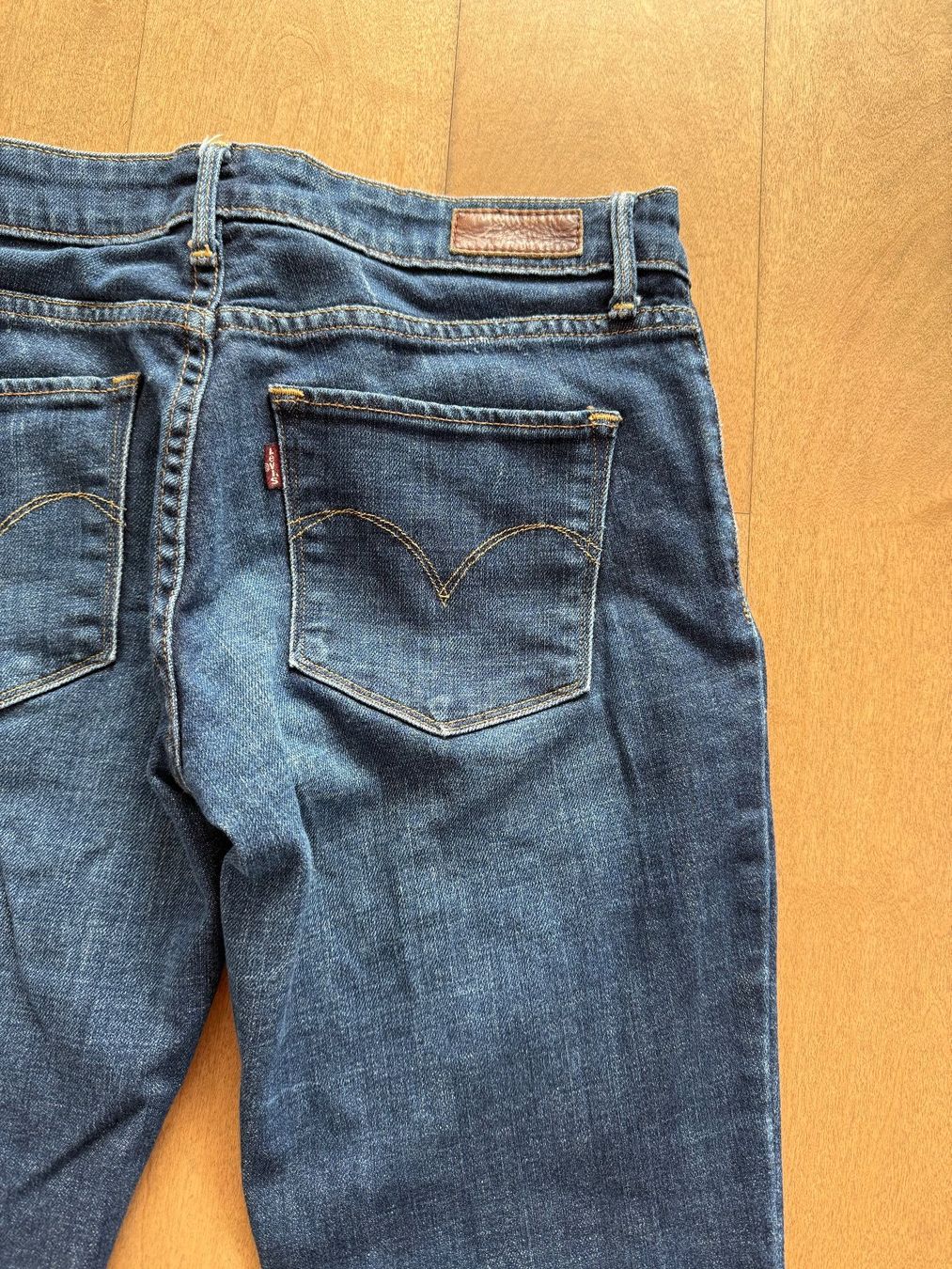 Levi's Jeans: Levis - Straight Leg Demi Curve Gr. 26 – Gebraucht aus Meilen von kleisi01 3