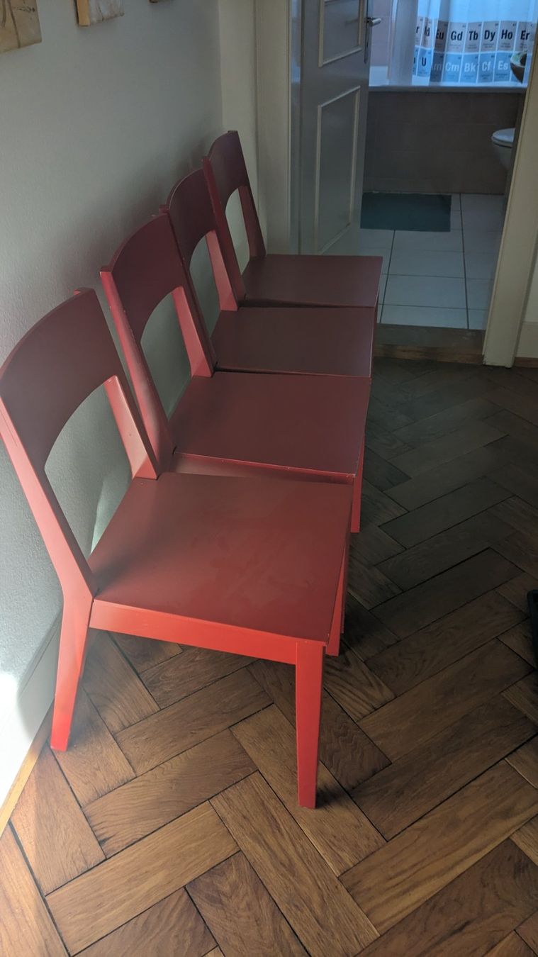 Sedie: Rote Stühle – Usato da Basel venduto da enbie00 2