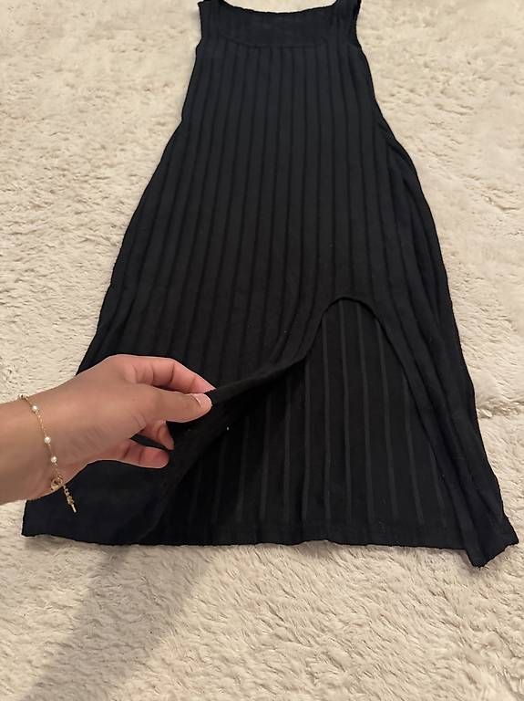 Vestiti: Schwarzes Strick-/Plisseekleid – Usato da Oberwil b. Zug venduto da ritaaa