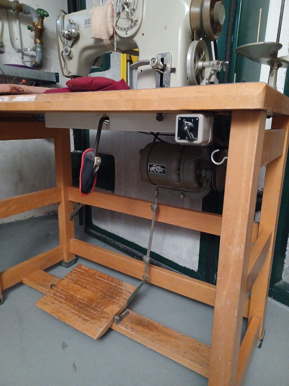 Bernina Macchine da cucire: Bernina 217N-06 – Usato da Hätzingen venduto da Snoopi84 4