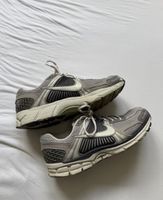 Nike vomero grau