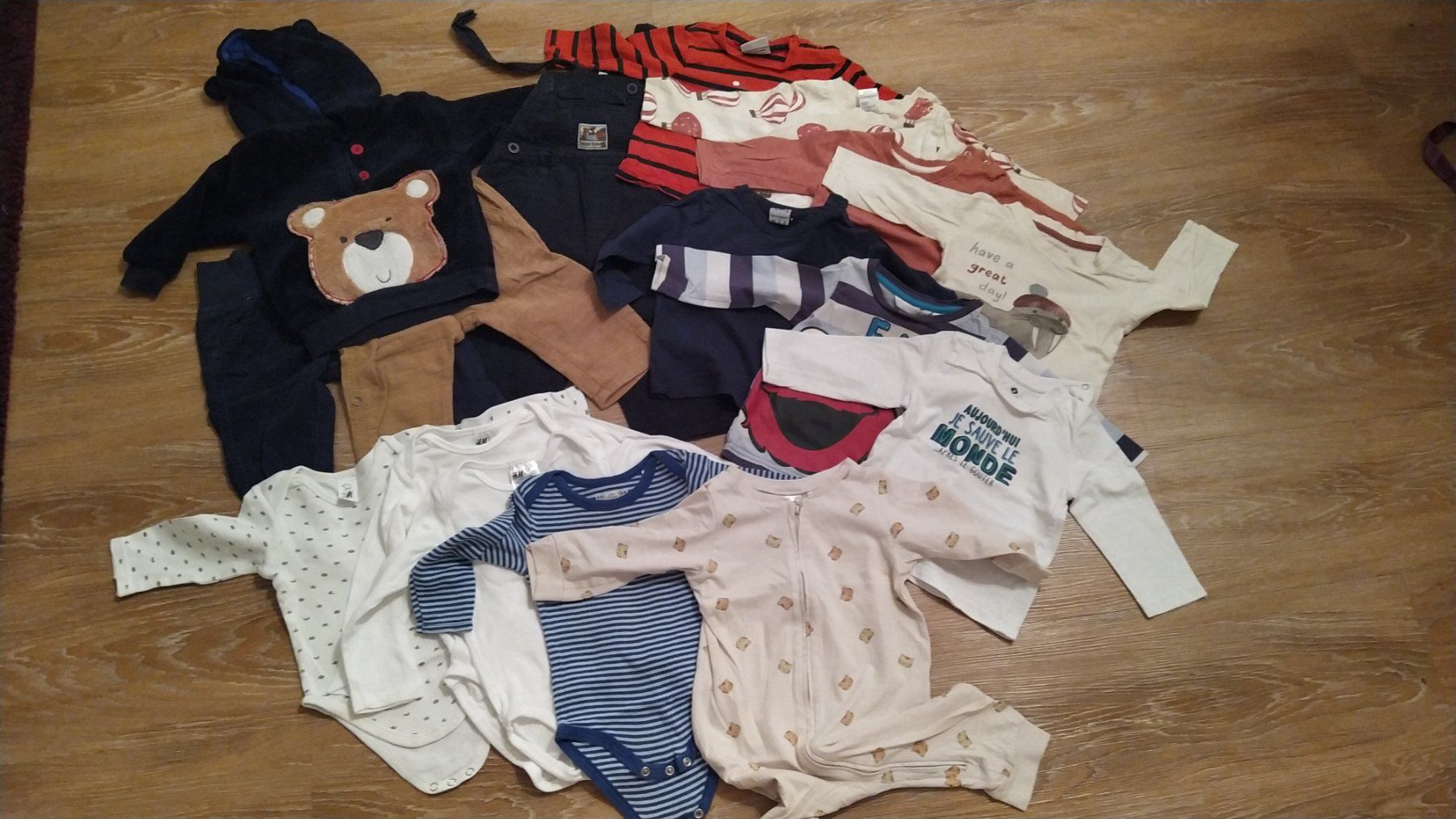 Kleiderpakete & -sets: Kleiderpaket gr. 74 – Gebraucht aus Kappel SO von teiger83
