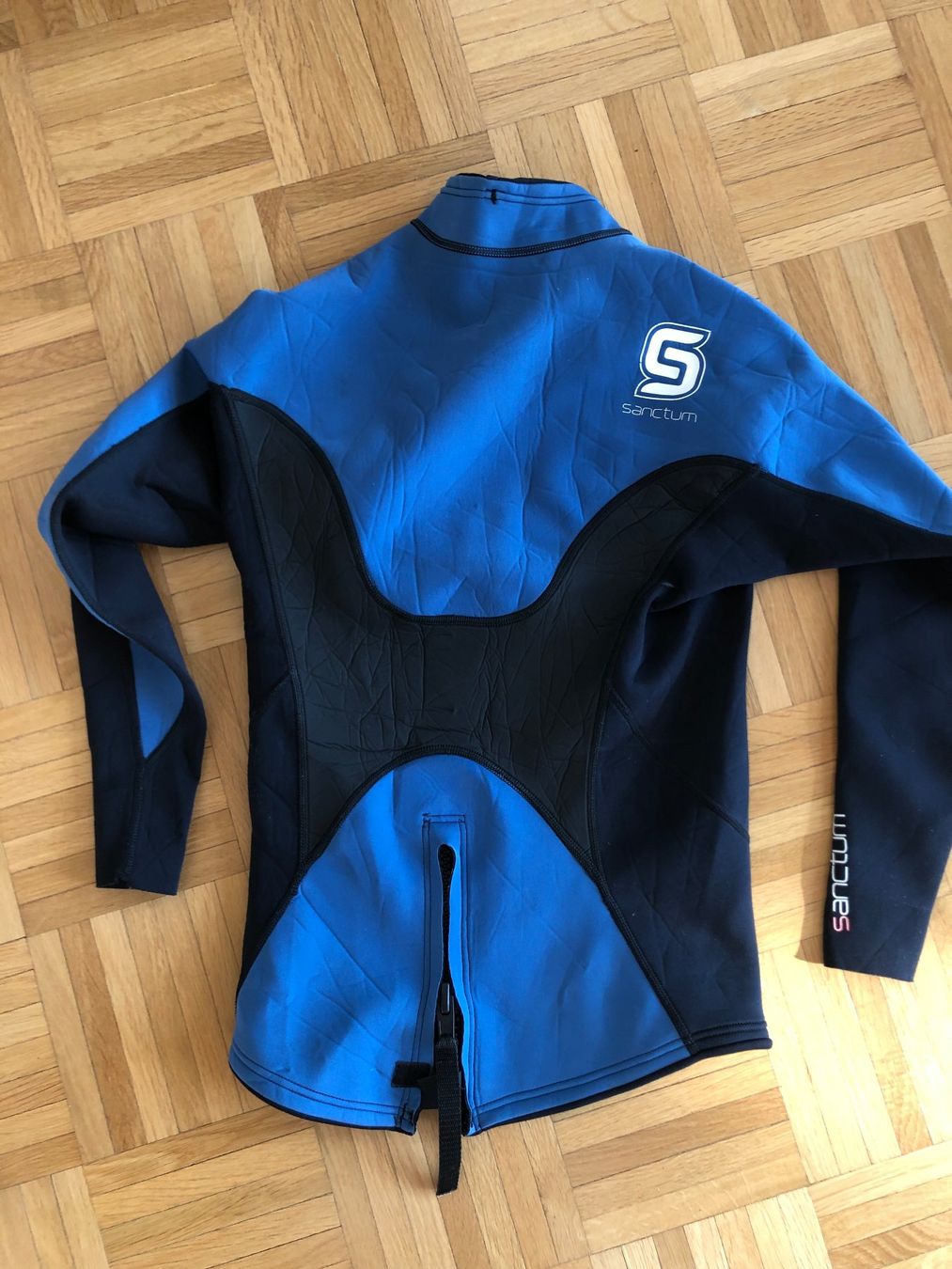 Aquilone: Neopren Shirt Sanctum – Usato da Meggen venduto da eliot66 1