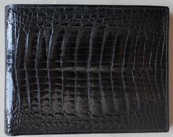 Portefeuille cuir noir brillant motif baby crocodile, NEUF