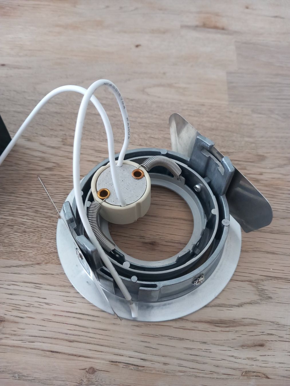 Lampadari & plafoniere: Einbauspott Aluminium Mit GU10 Anschluss – Nuovo e nell'imballaggio originale da Thun venduto da Beroshop 1