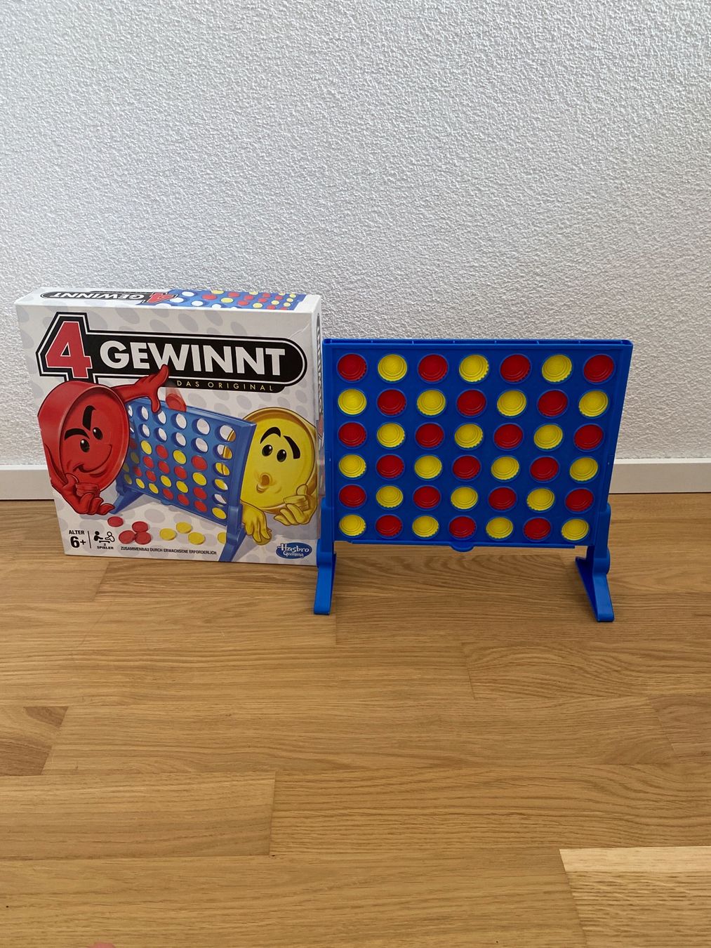Hasbro Spiele: 4 Gewinnt das Original Hasbro Spiel! – Neu (gemäss Beschreibung) aus Gächlingen von Tara_devi