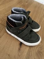 Baskets fourrées enfant Kangaroos vert t. 25 bon état