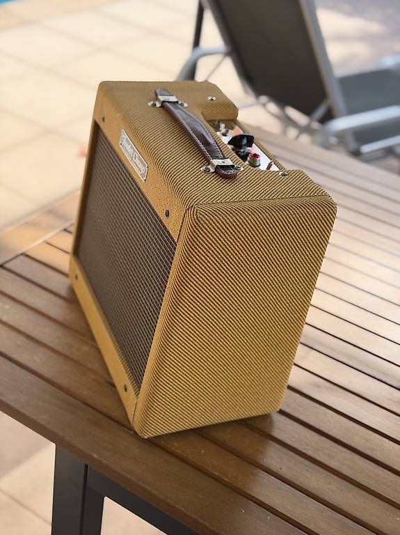 Amplificatori: Fender 57 Custom Champ  Tweed  Comme neuf – Usato da Froideville venduto da ChrisGuitars 1