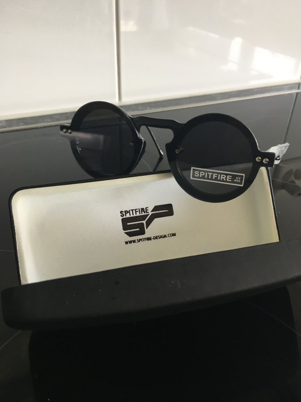 Brillen & Gläser: Spitfire // Aurora // Black – Neu und originalverpackt aus Bern von AHaug