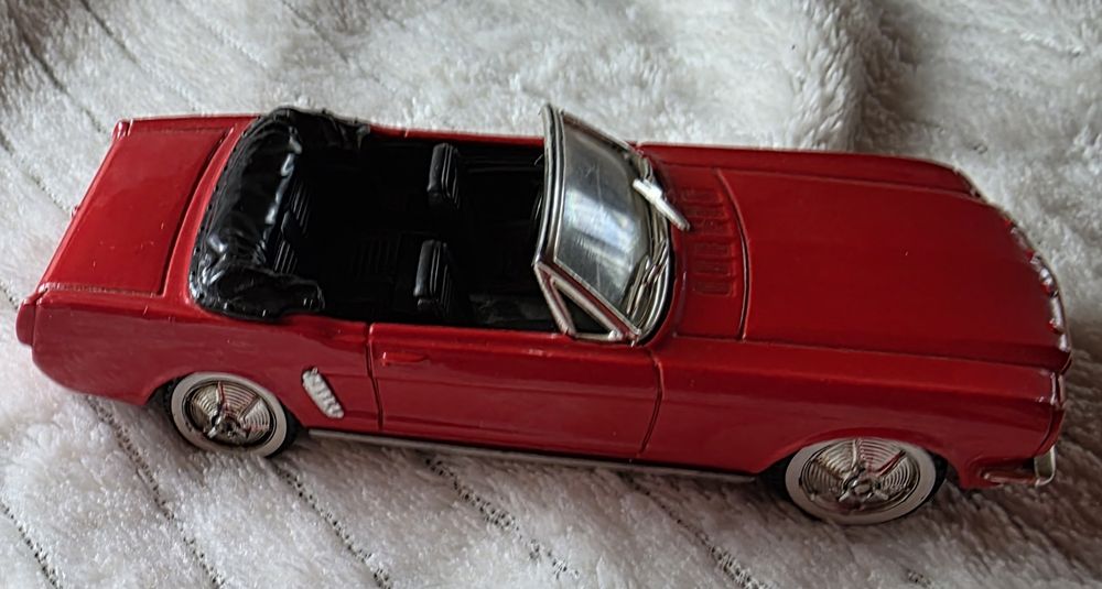 1/43 FORD MUSTANG GT 1964 VOITURE CLASSIQUE EN MÉTAL ÉCHELLE COLLECTION