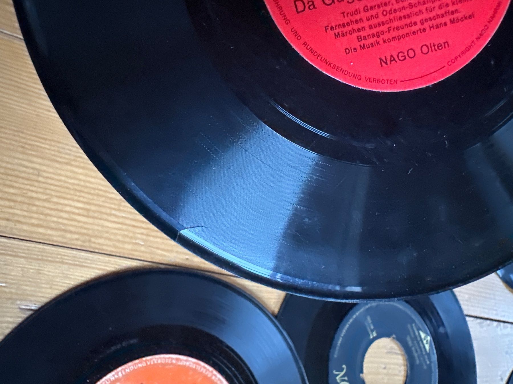 Dischi in vinile: Vinyl Schallplatten Sammlung Deko – Difettoso da Flanthey venduto da ale_xandra 2
