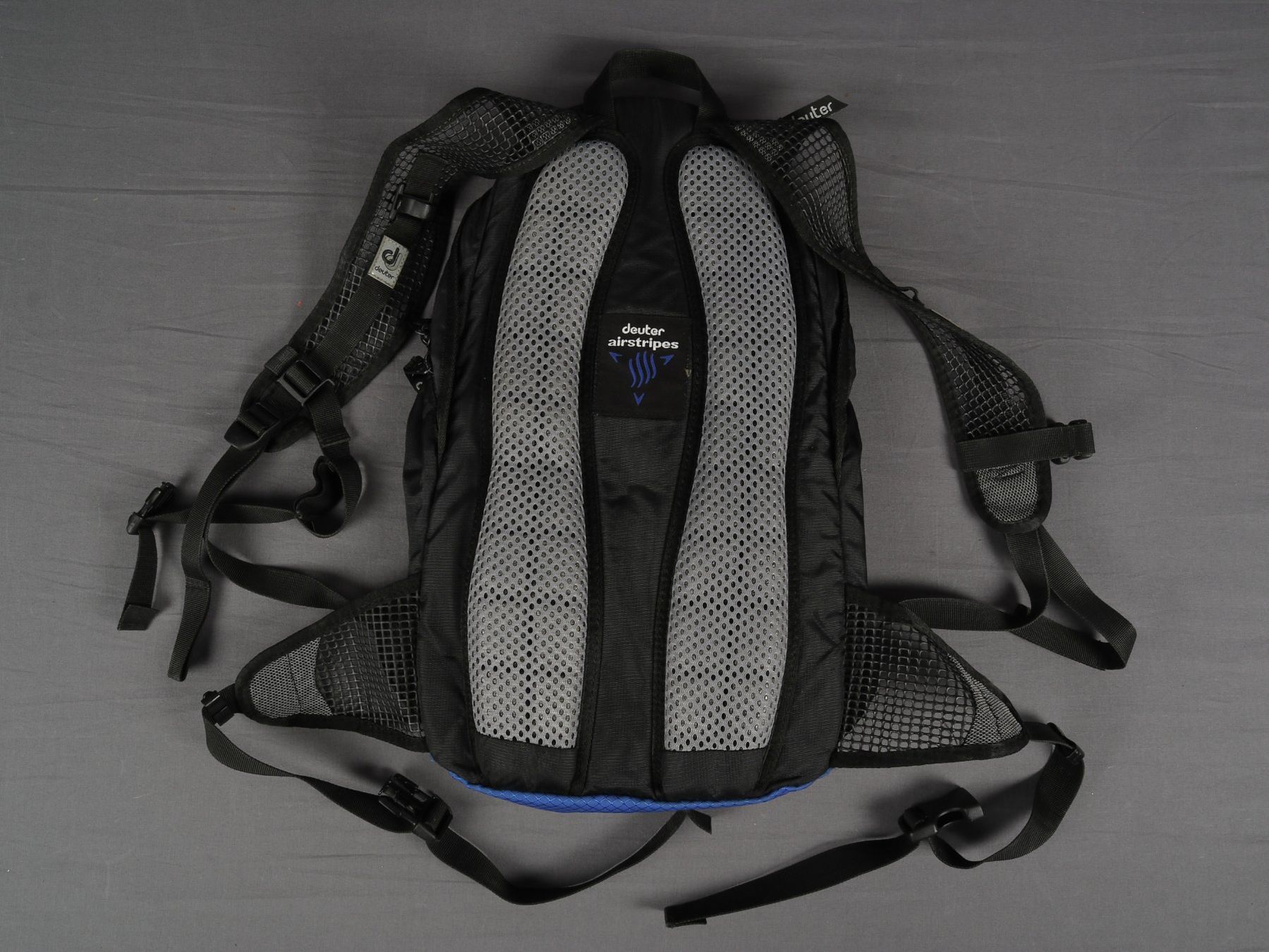 Deuter Rucksäcke: DEUTER RACE X Rucksack – Gebraucht aus Steinen von Restwert_Steinen 2