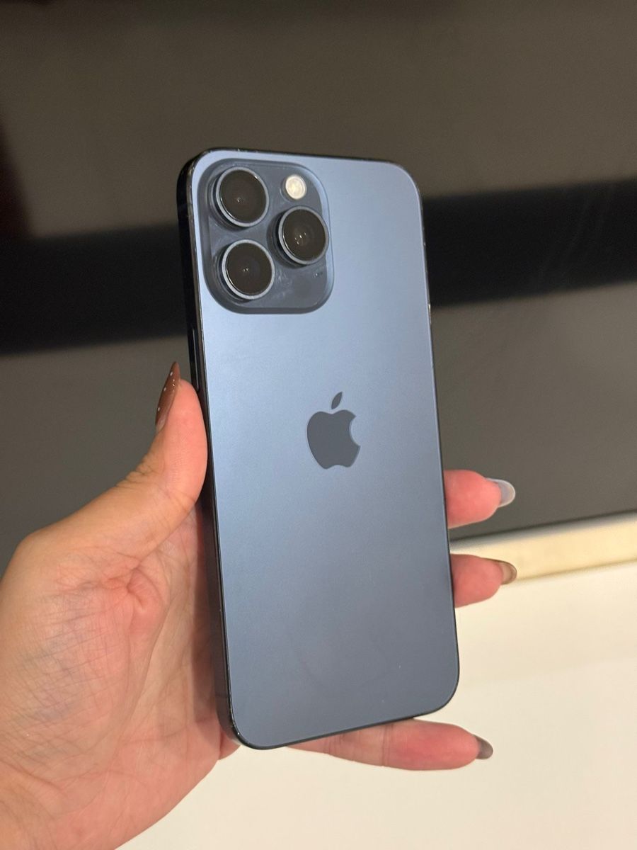 Apple Telefoni cellulari / Smartphones: Iphone 15 pro max 256 battery 100%  – Usato da Chippis venduto da mig_8ns6