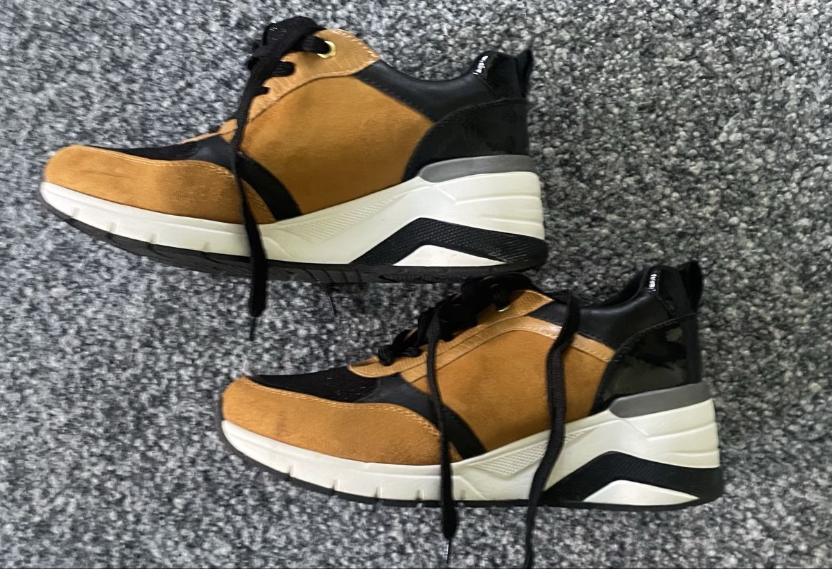 Scarpe da donna: Neue Venice Sneaker, Grösse 41! – Nuovo (secondo la descrizione) da Au ZH venduto da Jaggy4 4