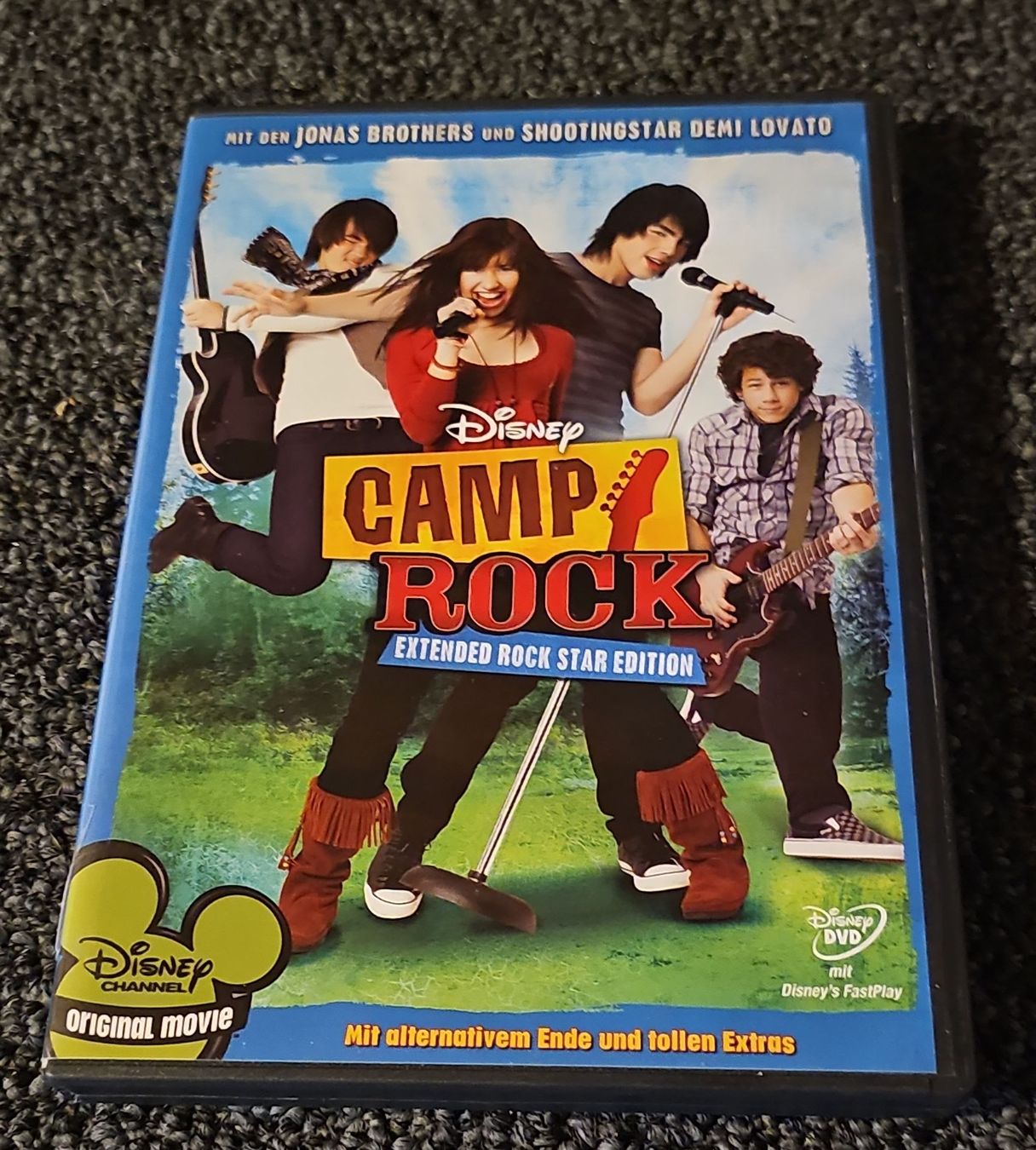 Tutti i DVDs: Camp Rock DVD (15128) – Usato da Ruswil venduto da jan_bxl5