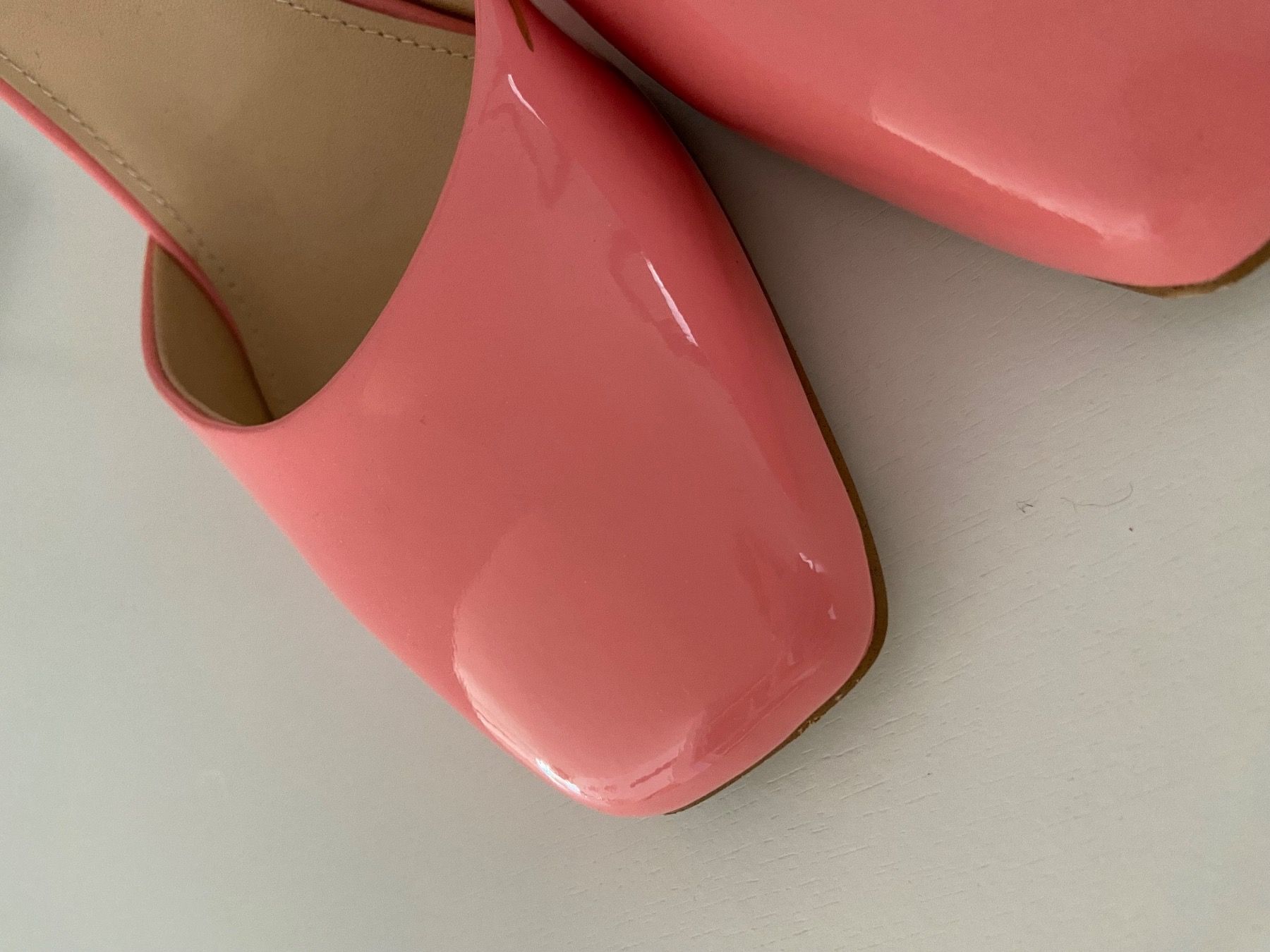 Guess Chaussures femmes: Guess Pumps – D'occasion à Bülach par kittygismo 2