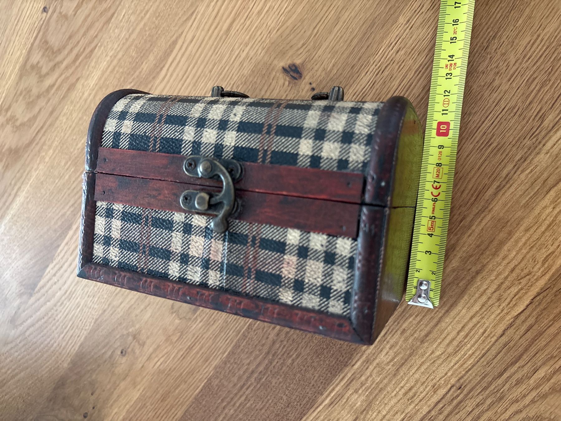 Portagioie: Vintage-Schmuckkästchen aus Holz – Usato da Zürich venduto da bbbggg 5