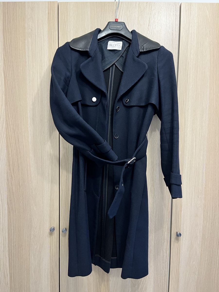Sandro Mäntel: Manteau Sandro Paris taille 38, printemps-automne chic – Gebraucht aus Morges von sve_fp8t